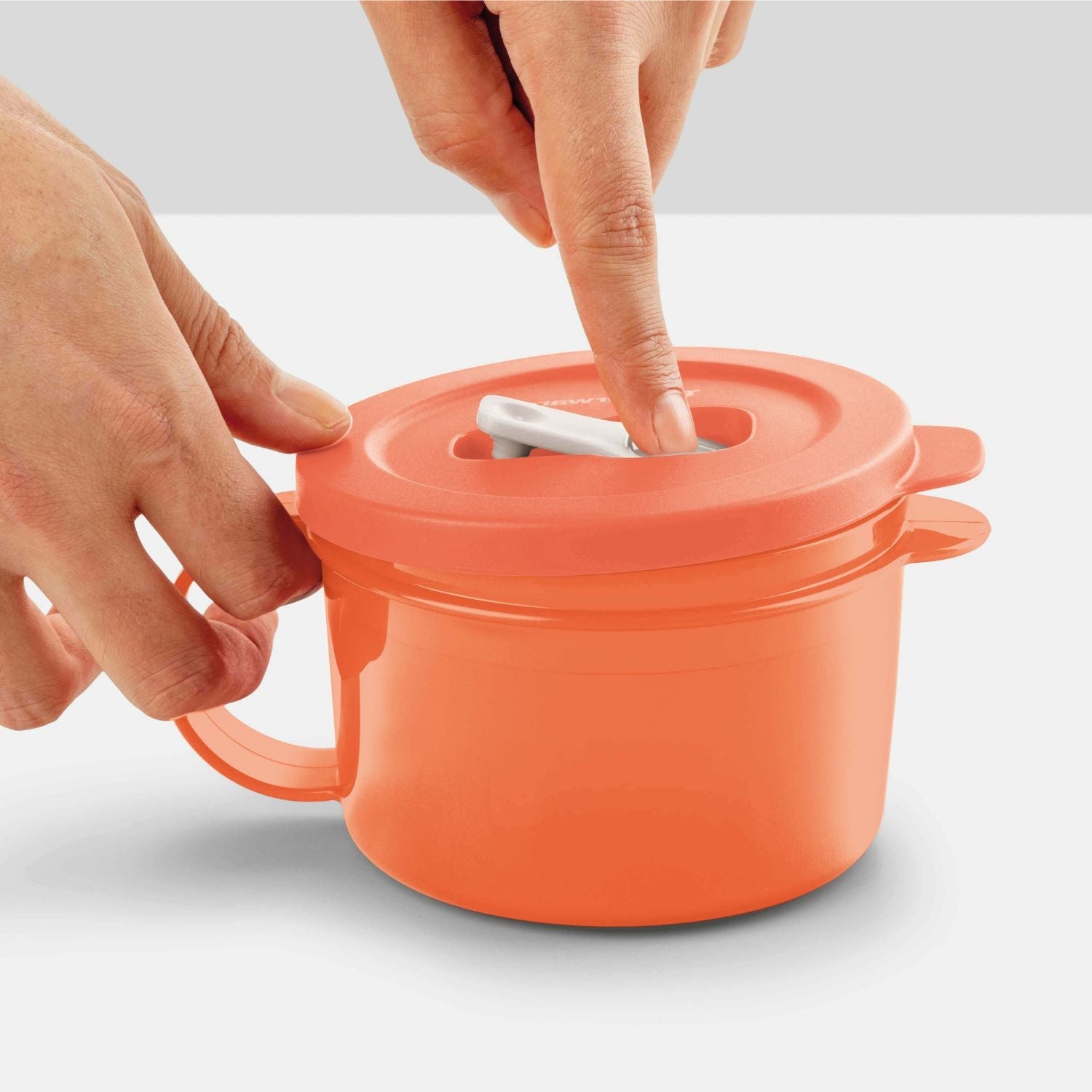 Caneca para Micro-Ondas Tupperware Cristalwave Laranja 520ml